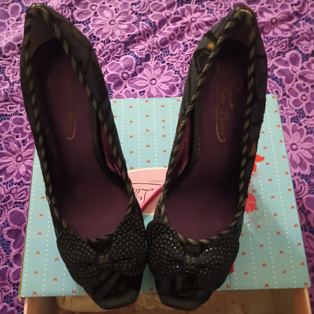 Poetic Licence Heels - Picture 2 of 5